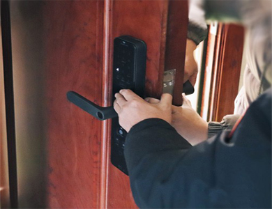 青阳24小时上门开锁公司